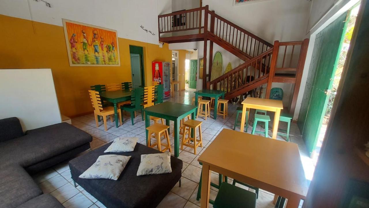 Surf House Hostel Santa María Exterior foto